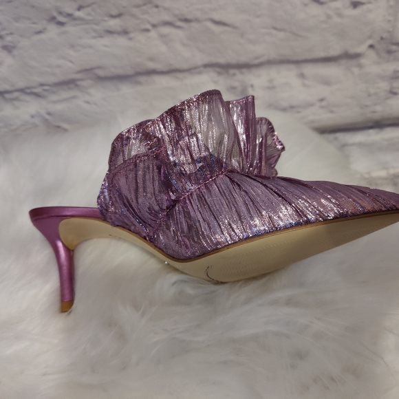 Gianni Bini Metallic Rossallio Pink Ruffles Kitty Heels - Picture 8 of 10